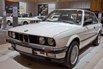 BMW 325e (Modell E30), 6-Zylinder Reihenmotor mit 122 PS