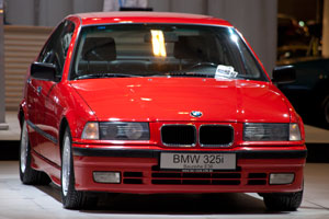 BMW 325i (Modell E36) von Christoph Bier (BMW 3er E36 Club e.V.) auf der Techno Classica 2012 in Essen