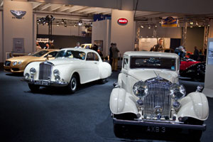 Bentley und Bugatti Gemeinschaftsstand auf der Techno Classica 2012
