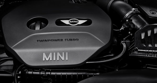 1,5 Liter MINI TwinPower Turbo Reihen-Benzinmotor.