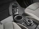 BMW i3, Mittelkonsole mit Cupholder und iDrive Controller