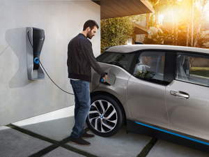 BMW i3, Ladestation