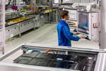 BMW i3 Produktion Werk Dingolfing: End of Line Test Hochvoltspeicher.