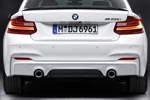 Das neue BMW 2er Coup� mit BMW M Performance Zubeh�r.
