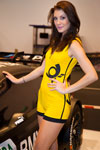 Essen Motor Show 2013: Grid-Girl in der DTM-Ausstellung