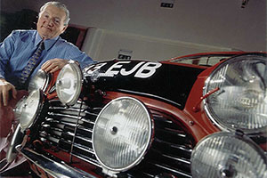 Paddy Hopkirk mit Morris Mini Cooper S