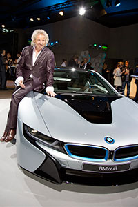 Weltweit erste BMW i8 Auslieferungen am 05. Juni 2014 in der BMW Welt in München: Moderator Thomas Gottschalk.