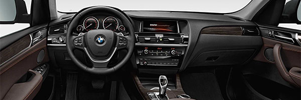 BMW X3, Modell F25, Facelift 2014, Hherwertige Materialien werten den X3 in der Facelift-Generation auf
