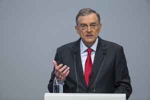 Dr. Norbert Reithofer, Vorsitzender des Vorstandes der BMW AG, 94. ordentliche Hauptversammlung, Olympiahalle Mnchen