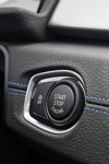 Der neue BMW 220i Gran Tourer. Start-Stop-Knopf.