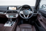 BMW 730d xDrive mit BMW M Sportpaket, Rechtslenker, Cockpit