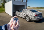 PreDrive BMW 7er Reihe getarnt - Ferngesteuertes Parken.
