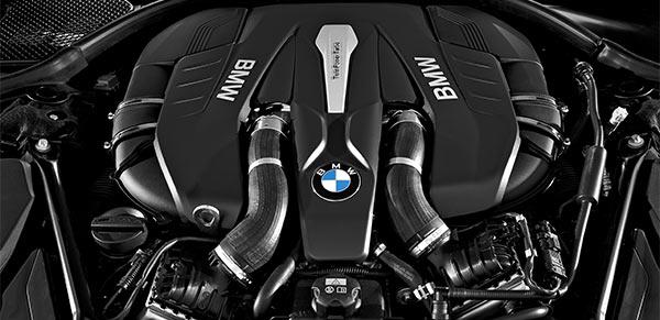 BMW 7er (G11/G12), Motor