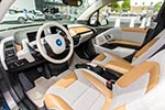 Blick in den Innenraum des BMW i3.
