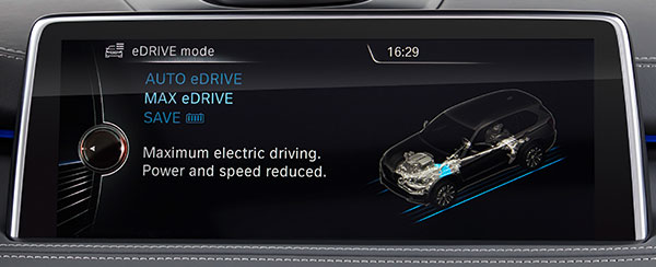 BMW X5 xDrive40e. Display: MAX eDrive