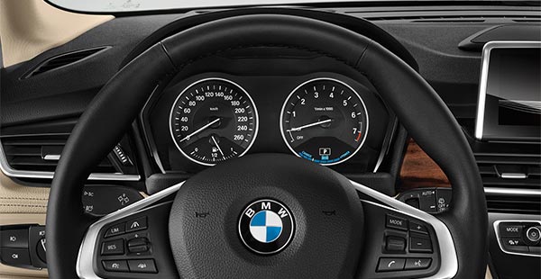 BMW 225xe Active Tourer, Cockpit