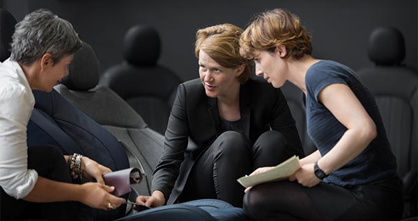 Ute Wellershaus (MINI Farb-und Materialdesign) und Wesselka Mandowa (MINI Farb-& Materialdesign)