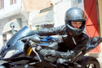 Ilsa Faust (Rebecca Ferguson) mit der BMW S 1000 RR in Mission: Impossible - Rogue Nation
