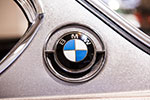 BMW 2800 CS, BMW-Emblem auf der C-Säule