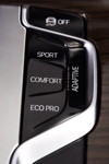 BMW 730d, Fahrerlebnisschalter mit Modus Sport, Comfort, ECO Pro und Adaptive Drive
