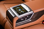 BMW 7er, herausnehmbares Touch Command (Samsung Tablet) im Fond (Sonderausstattung)