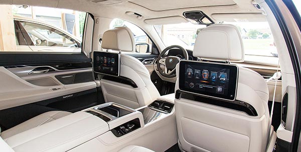 BMW 740Le xDrive iPerformance, mit Executive Lounge und Fond-Entertainment-System.