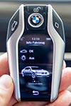 BMW 740Le xDrive iPerformance, serienmäßiger Display Key.