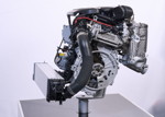 Weiterentwickelter BMW Twin Power Turbo 3-Zylinder Dieselmotor.