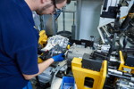 Fertigung von Elektro-Motoren fr BMW PHEV Fahrzeuge im Werk Dingolfing.