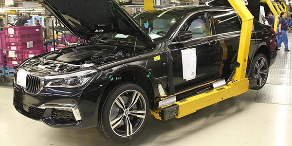 Produktion des BMW 730Ld (G12) am 20.10.2016 im BMW Werk Dingolfing