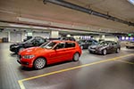 BMW Welt, Vorbereitung der auszuliefernden Fahrzeuge.