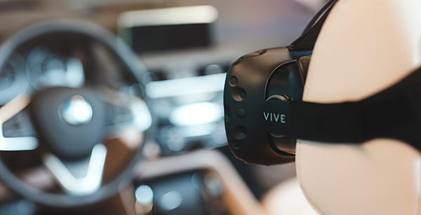 Die Virtual Reality Brille HTC-Vive als Teil des BMW Entwicklungsprozesses, hier im neuen 7er