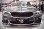 Essen Motor Show 2017: BMW M550i mit Carbon Frontlippe von 3DDesign, Frontziergitter in schwarz von IND Distribution.