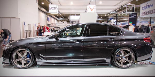 BMW M550i auf der Essen Motor Show 2017 auf 3DDesign Type 3 Forged Felgen in 20 Zoll.