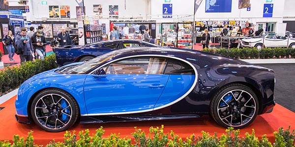 Bugatti Chiron in der Sonderausstellung '50 Jahre Super Sport Cars', Essen Motor Show 2017.