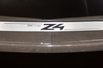 BMW Concept Z4, Frontlippe aus Carbon mit Z4 Logo.