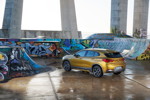 BMW X2 xDrive20d, Modell M Sport X, in Galvanic Gold, on location in Lissabon.
