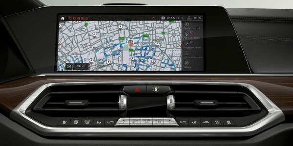 BMW Operating System 7.0 - Bildschirm: Parken.