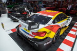 Essen Motor Show 2018: BMW M4 DTM von Augusto Farfus neben einem BMW M2 bei Aulitzky Tuning