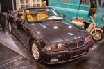 Essen Motor Show 2018: BMW 325i Cabrio, Automatik, Baujahr 1993, 155 tkm gelaufen, 9.900 Euro