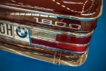 Retro Classics Cologne 2018, BMW 02 Club e. V.: BMW 2000 1.8, Typ-Bezeichnung auf der Heckklappe