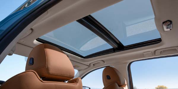 Der neue BMW 3er Touring - Modell Luxury Line, Panorama Glasdach