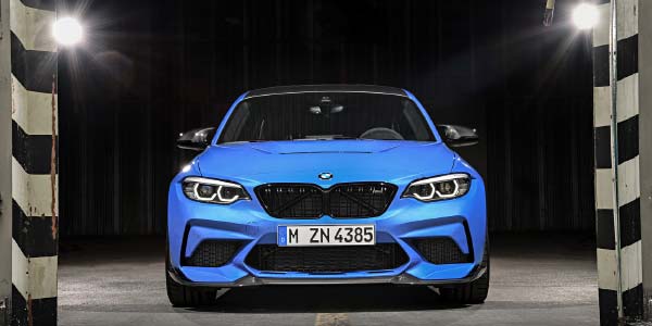 Der neue BMW M 2 CS, in exklusiver Lackierung Misano Blau metallic.