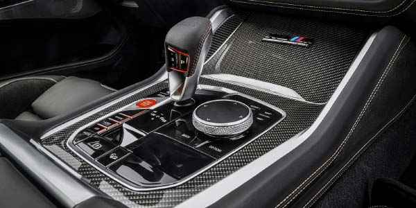 BMW X5/X6 M/Competition. Antrieb: V8-Motor mit M TwinPower Turbo Technologie