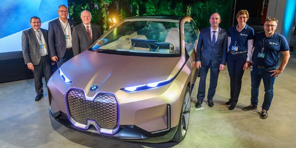 28.09.2019, Dingolfing. Future Mobility Day, BMW Vision iNEXT, BMW Group Werk Dingolfing.
