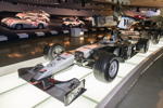 McLaren-Mercedes Formel-1-Rennwagen MP 4-14 aus dem Jahr 1999. Im Mercedes-Museum wird das Monocoque gezeigt, das McLaren als einer der ersten Teams einführte. 