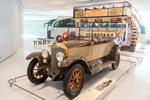 Mercedes-Knight 16/45 PS Tourenwagen. Ab 1911 stattet Daimler einige Modelle mit Knight-Motoren aus. 4-Zyl., 45 PS, vmax: 80 km/h.