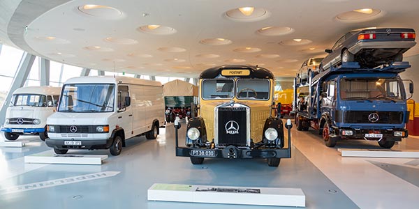 Mercedes-Benz Museum Stuttgart, Collection 2: Galerie der Lasten