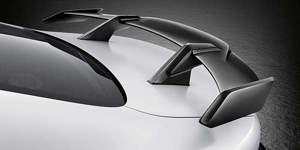 Das neue BMW M4 Competition Coupé, M Performance Heckflügel Carbon