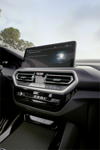 BMW iX3, Mittelkonsole mit Bord-Bildschirm